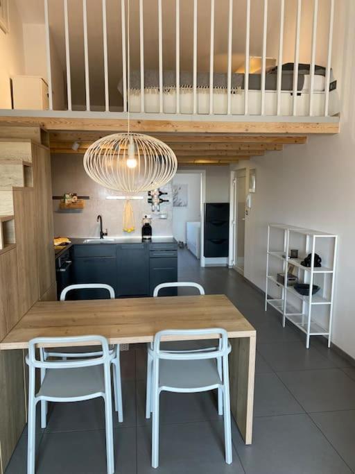 Apartament EBLI SeaViews Pula Zewnętrze zdjęcie